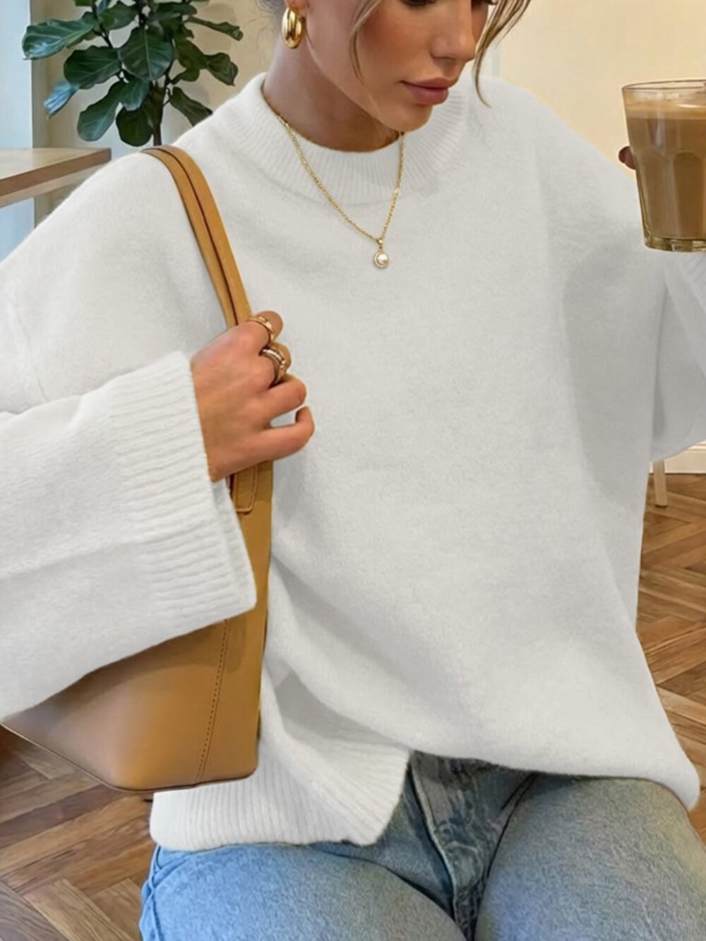 White Casual Women's Minimalist Drop Shoulder Round Neck Pullover Sweater - Picture 4 of 6